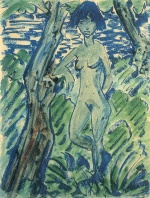 Bild:Stehender weiblicher Akt zwischen Bäumen