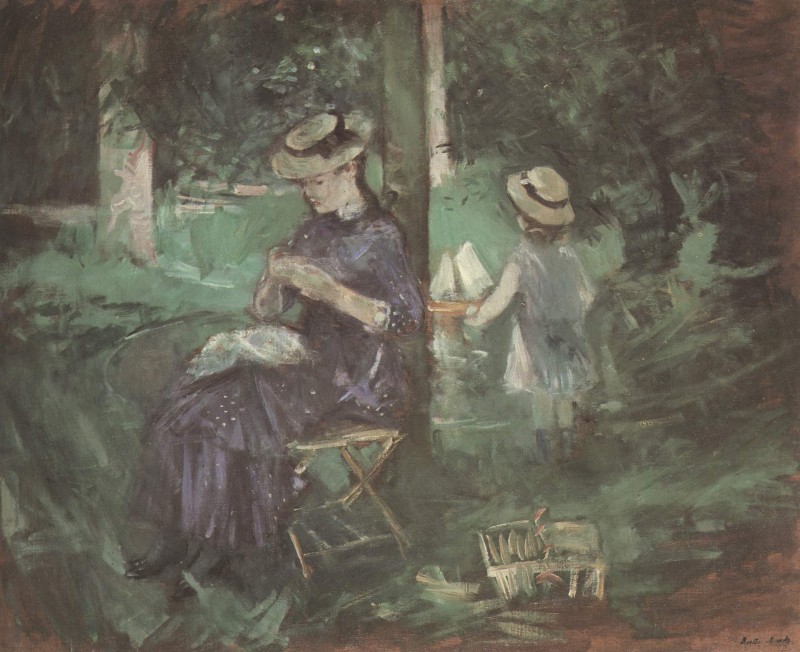Frau und Kind im Garten