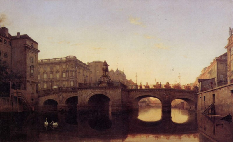 Lange Bruecke vom Wasser aus
