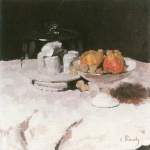 Bild:Käseglocke und Fruchtschale mit Trauben und Äpfeln