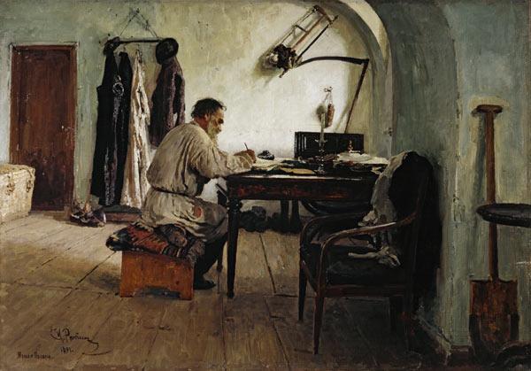 Der Schriftsteller Leo Tolstoj in seinem Schreibzimmer