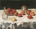 Bild:Pommes sur nappe blanche avec carafe d'eau et boîte de fer-blanc